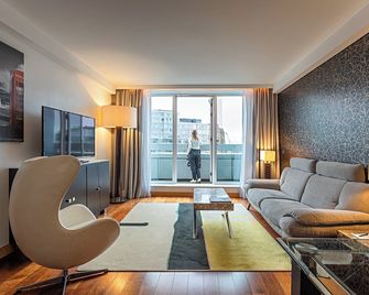 Pestana Chelsea Bridge - London - Living room