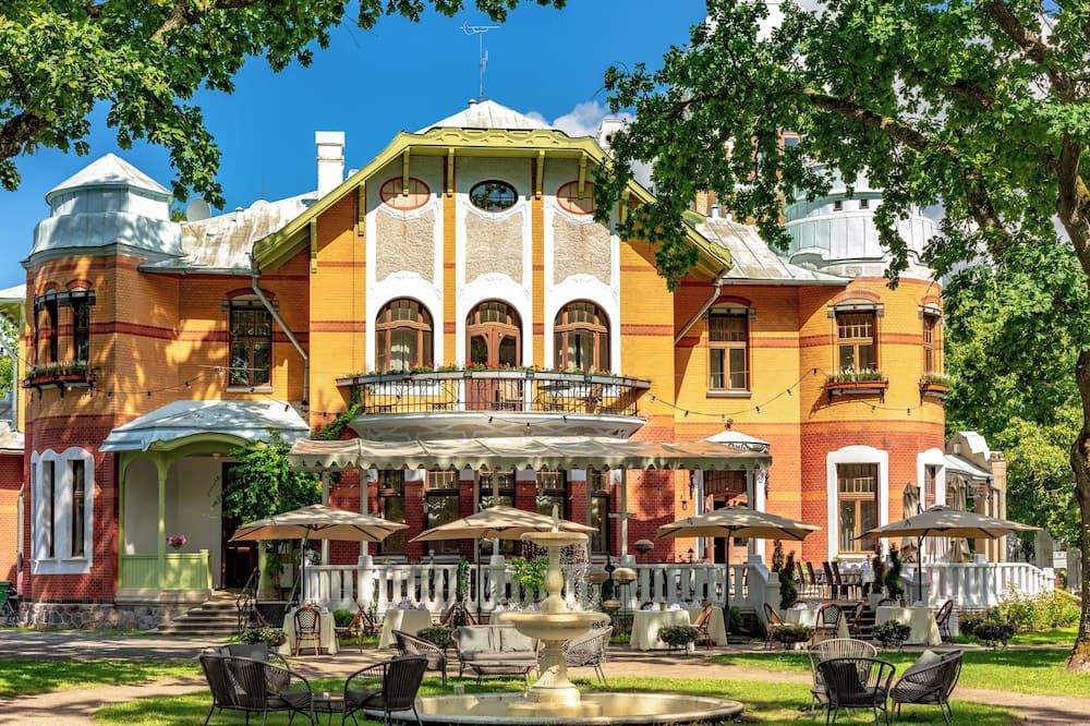 Villa Ammende Restaurant and Hotel - Pärnu