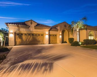 Sundance Villa - Heated Pool, Jacuzzi, Billiard-1 Mile To Wigwam Golf Club - Litchfield Park - Building
