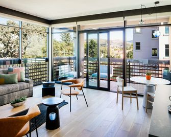 Hotel San Luis Obispo - סן לואיס אוביספו - חדר שינה