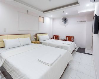Light Hotel Ha Noi - Near Aeon Mall Long Bien - Hanoi - Camera da letto
