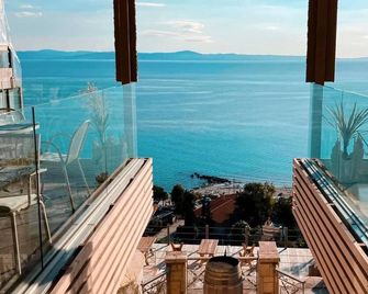 Rigas Boutique Hotel & Spa - Afytos - Balcony