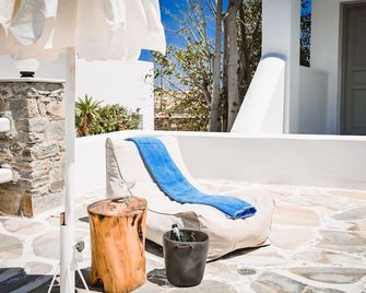 Summer Shades Hotel - ex Arkoulis - Parikia