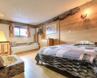 Authentic, warm, luxurious chalet, swimming pool, jacuzzi, sauna and fireplace - Les Contamines-Montjoie - Chambre