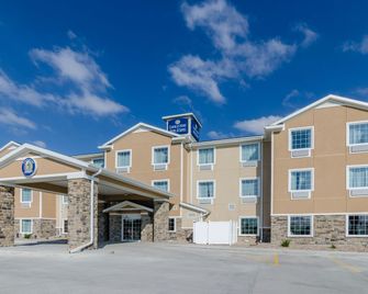 Cobblestone Hotel & Suites - Mccook - McCook - Edificio