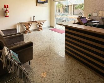Domus Hotel - Ipatinga - Recepce