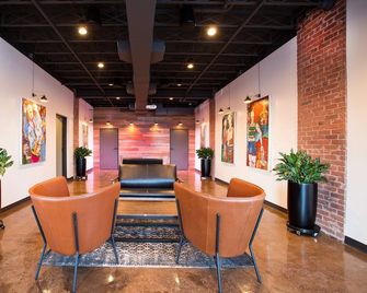 The Oxbow Hotel - Eau Claire - Lobby