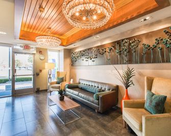 Holiday Inn Express Redwood City-Central By IHG - Redwood City - Resepsjon