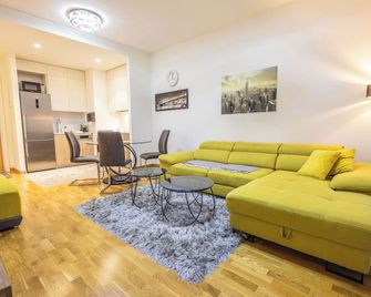 Apartments Royal - Belgrade Waterfront - Belgrade - Living room