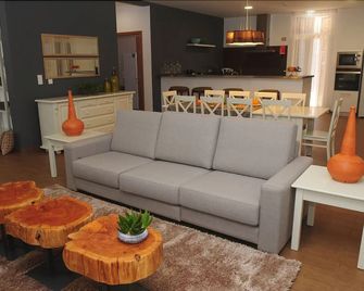 Casa do Caminho Verde - Estreito da Calheta - Living room