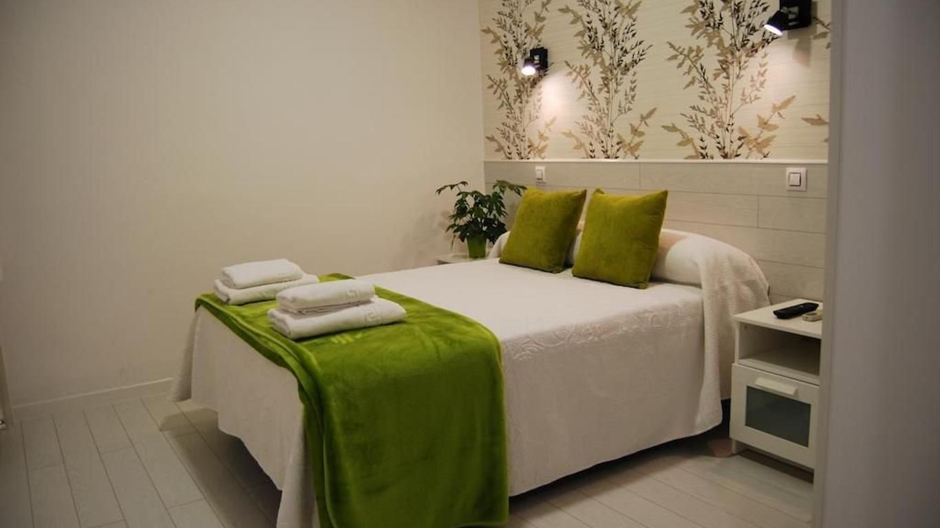 Hostal Petite Maman