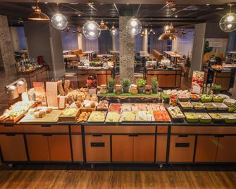 Hotel Mercure Poznan Centrum - Posnania - Buffet