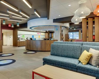 Tru by Hilton Raleigh Garner - Garner - Salónek
