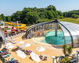 Camping Château La Forêt - La Mothe-Achard