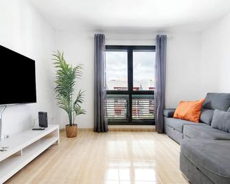 La Calma en Playa de Salinetas - cerca de playa y supermercado - Telde - Sala de estar