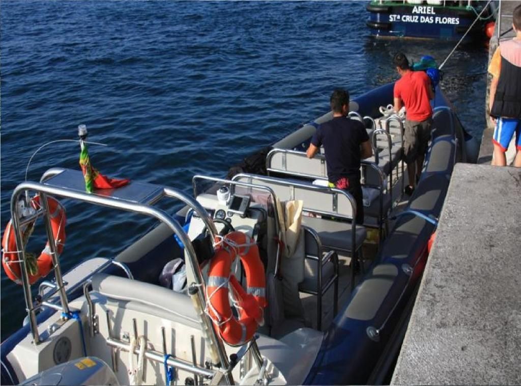 Dona Julia - סנטה קרוז דאס פלורס