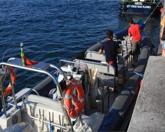 Dona Julia - Santa Cruz das Flores