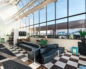 The Atrium Resort - Virginia Beach - Recepción