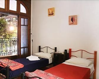 Petit Recoleta Hostel - בואנוס איירס