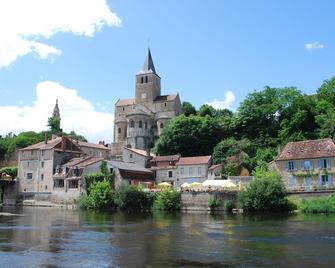 Charming house in the countryside, sleeps 2/3 between Touraine and Poitou - Lésigny - Edificio