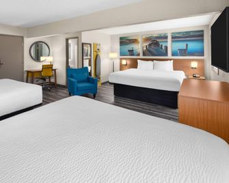 Days Inn by Wyndham Pierre - Pierre - Bedroom