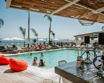 Trabukos Beach Complex - Kavos - Zwembad