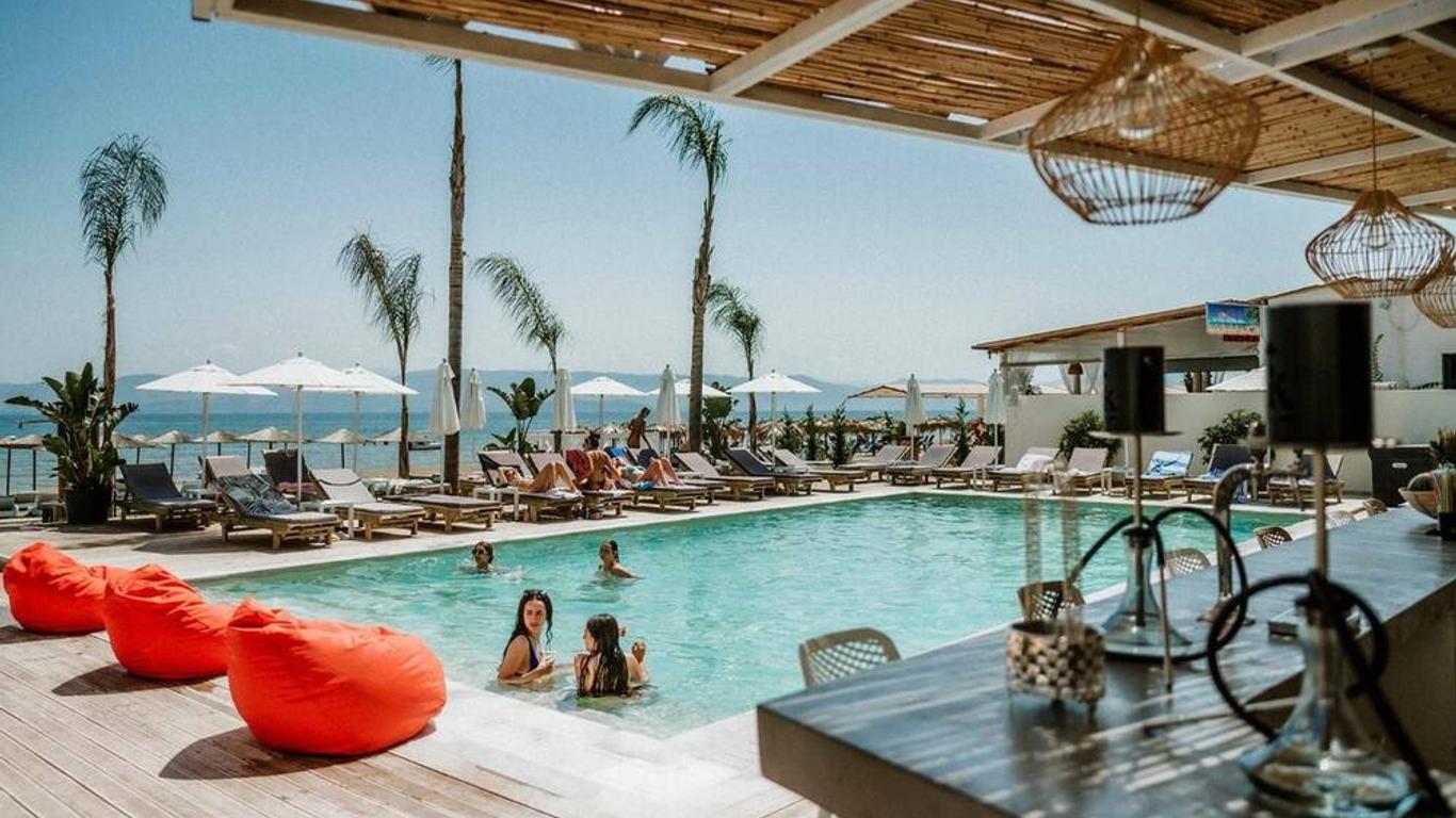 Trabukos Beach Complex