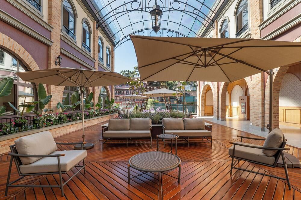 Pousada Luis XV - קמפוס דו ג'ורדאו - פטיו