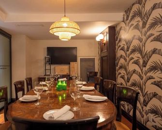 Executive Hotel Le Soleil - Vancouver - Comedor