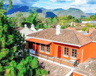 Santa Margarita - Antigua Guatemala - Edificio