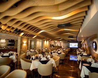 Pearl Hotel - Dhaka - Restaurang