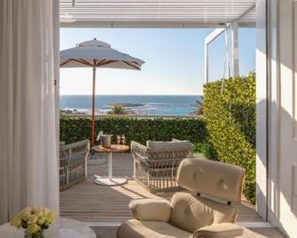 The Marly Boutique Hotel - קייפ טאון - פטיו