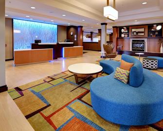 Fairfield Inn and Suites by Marriott Wausau - Wausau - Lobby