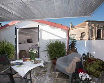 Penthouse 14 - independent suite on the rooftops of Lecce - Lecce - Patio