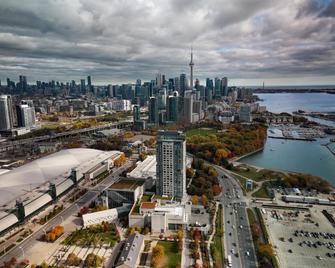 Hotel X Toronto, a Destination by Hyatt Hotel - Toronto - Building