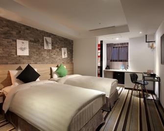 Rf Hotel - Zhongxiao - Taipei City - Bedroom