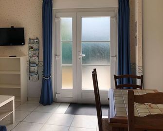 Les Agapanthes La Riche - La Riche - Dining room
