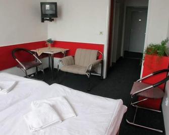 호텔 슬라비아 프라하 - 프라하 - 침실