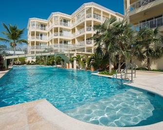 Bungalows at Windsong on the Reef - Providenciales - Pool