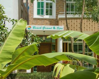 Beach Grand & Spa - Male - Bygning