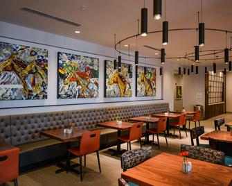 Hilton Garden Inn Louisville Mall of St. Matthews - Louisville - Restaurant