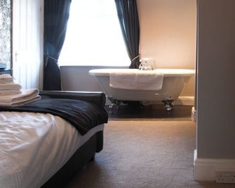 The Windmill Inn - Whitby - Whitby