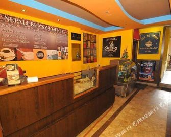 Cafe de Patan - Patan - Recepción