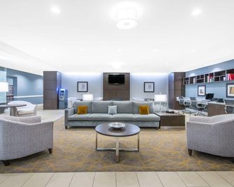 Wingate by Wyndham Niagara Falls - Cascate del Niagara - Area lounge