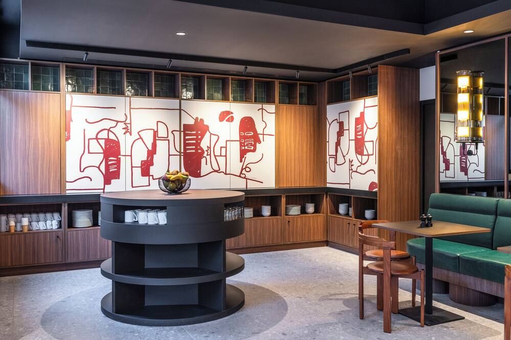 لو لومير - ليون - ردهة