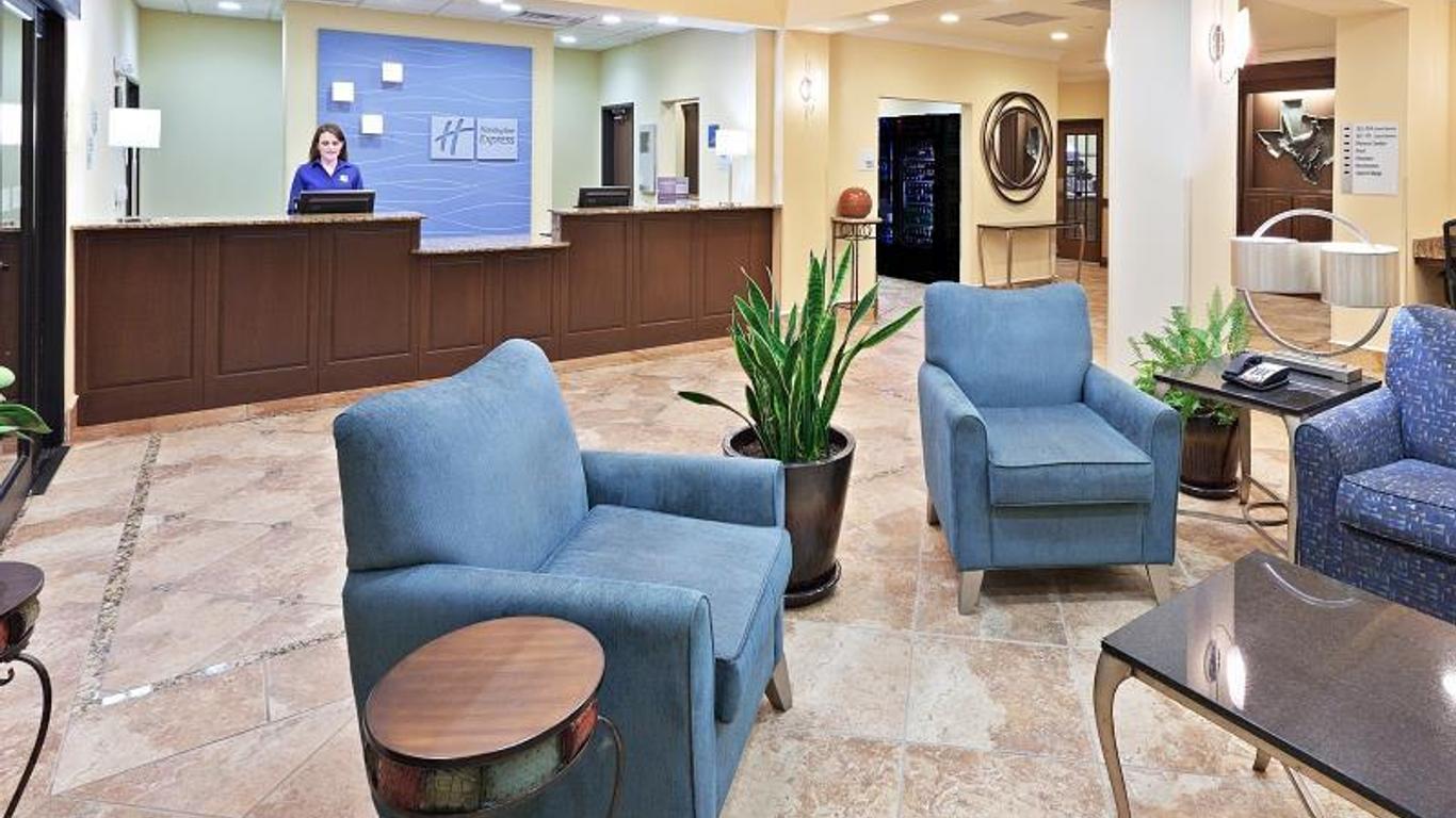 Holiday Inn Express & Suites Lubbock Southwest - Wolfforth