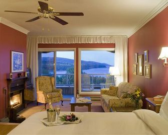 أوبيرج ديه فاليز - لا مالباي - غرفة معيشة