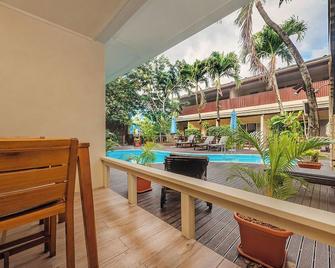 Castaway Resort - רארוטונגה - בריכה