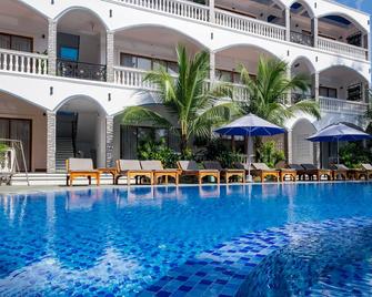 Brenta Phu Quoc Hotel - Phu Quoc - Pool