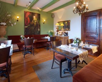 Le Cuisinier En Combraille - Pionsat - Ресторан